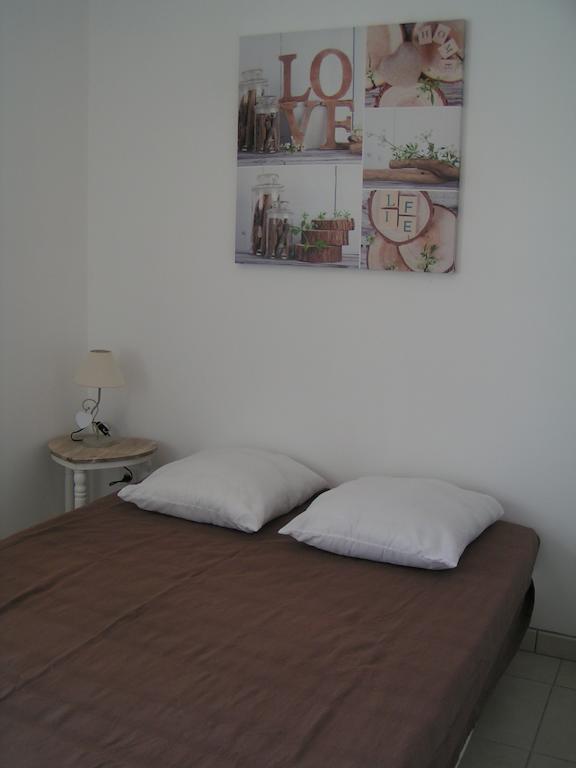 Ferienwohnung Aux Couleurs D'Ardeche Vallon-Pont-dʼArc Zimmer foto